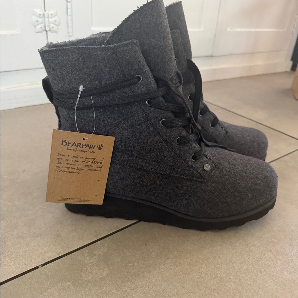 BearPaw Women's Gray Krista wool Boots - Picture 7 of 7